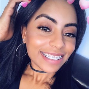 Meet your Posher, Yessel